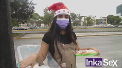 Mi hermanastra recibe como regalo de navidad pedazo de carne a v&iacute_speras de navidad Thumb