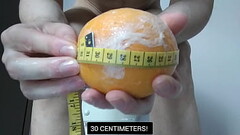 A big grapefruit of 30 centimeters Thumb