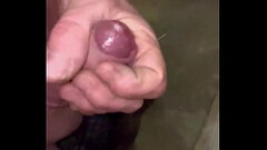 Nice cumshot  Frank the stallion Thumb