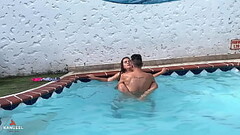 THE NEIGHBOR COMES DOWN TO SUN AND I SEDUCE HER TO GIVE ME A DELICIOUS BLOWJOB IN THE POOL Thumb