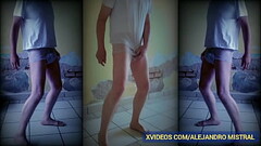 V&iacute_deo gay fetiche baile en ropa interior trusas calz&oacute_n calzoncillos mojados de nylon m Thumb