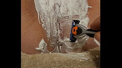 Shaving my BBW MILF wife&#039_s pussy (racing strip edition) Thumb