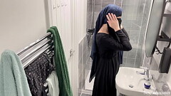 OMG! I didn&#039_t know arab girls do that. I caught a Muslim arab girl in hijab masturbating in the Thumb