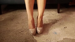 PLEASE!! Mexican hot wife wants to be fucked from both sides Thumb